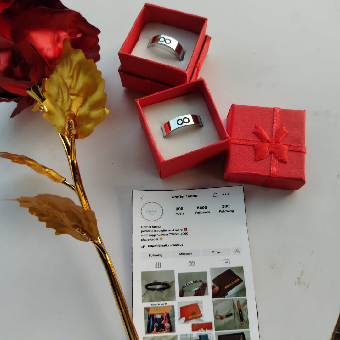 Couple Infinity Symbol Rings – Personalized Gift Box