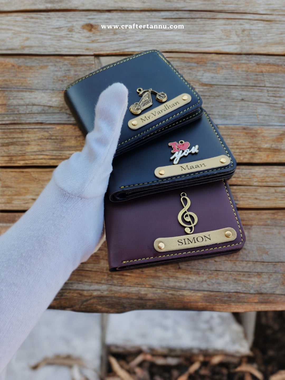 Personalized Leather Wallet with Crown Charm – Name Engraved